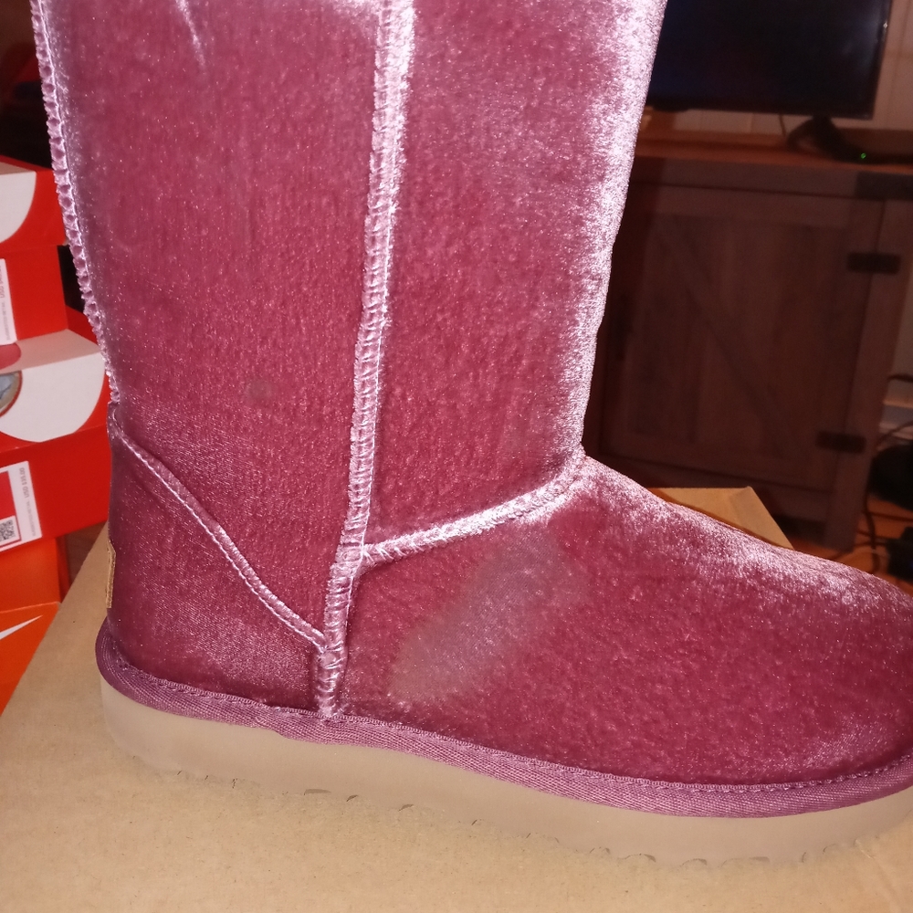 Womens Ugg boots
